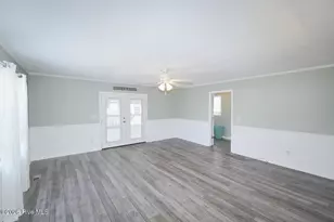 802 E Oak Island Dr, Oak Island, NC 28465 - Photo 9