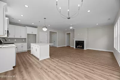 2007 Brighton Drive, New Bern, NC 28562 - Photo 9