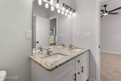 802 Holmes Street, Clinton, NC 28328 - Photo 23