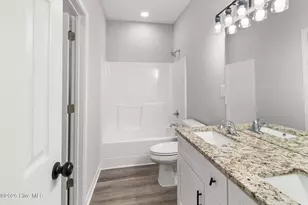 802 Holmes St, Clinton, NC 28328 - Photo 17