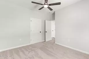 802 Holmes St, Clinton, NC 28328 - Photo 15