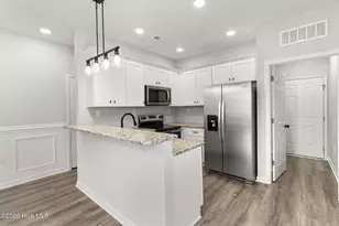802 Holmes St, Clinton, NC 28328 - Photo 9