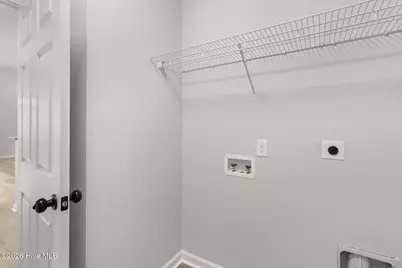 802 Holmes Street, Clinton, NC 28328 - Photo 27