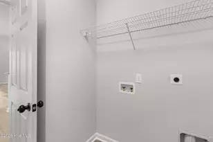 802 Holmes St, Clinton, NC 28328 - Photo 27