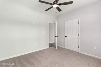 802 Holmes Street, Clinton, NC 28328 - Photo 17