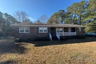 814 Piner Rd, Wilmington, NC 28409 - Photo 1