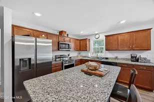 1053 Springdale Rd, Southport, NC 28461 - Photo 5