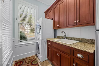 203 Vandemere Street, Oriental, NC 28571 - Photo 31