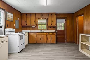 195 Queens Creek Rd, Swansboro, NC 28584 - Photo 15