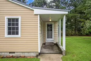 195 Queens Creek Rd, Swansboro, NC 28584 - Photo 23