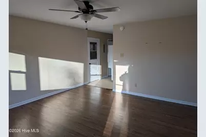 204 Shamrock Drive, Jacksonville, NC 28540 - Photo 5