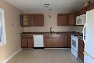 204 Shamrock Dr, Jacksonville, NC 28540 - Photo 11