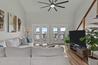 111 Florida Avenue #Apt 15, Carolina Beach, NC 28428 - Photo 7