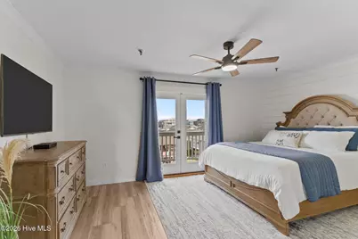 111 Florida Avenue #Apt 15, Carolina Beach, NC 28428 - Photo 5