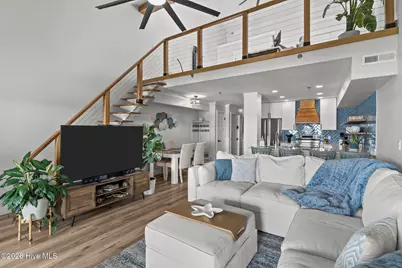 111 Florida Avenue #Apt 15, Carolina Beach, NC 28428 - Photo 9