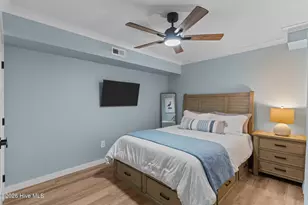 111 Florida Ave, Carolina Beach, NC 28428 - Photo 23