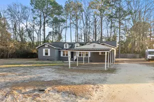 99 Rich St, Salemburg, NC 28385 - Photo 3