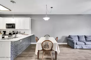 608 W Brown St, Southport, NC 28461 - Photo 13