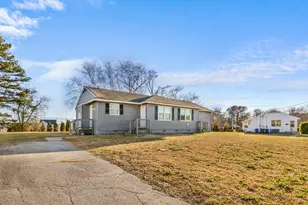 304 Starling St, Jacksonville, NC 28540 - Photo 11