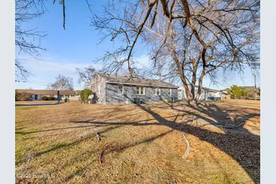 304 Starling Street, Jacksonville, NC 28540 - Photo 5