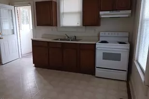 101 W Highland Ave, Kinston, NC 28501 - Photo 3