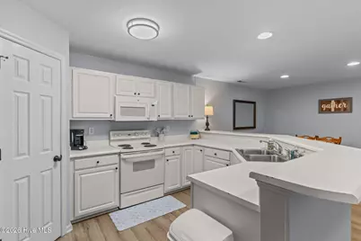 5004 Hunters Trail #Unit 4, Wilmington, NC 28405 - Photo 5