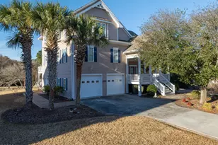 205 Aberlady Bay, Emerald Isle, NC 28594 - Photo 3