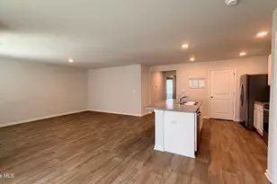 623 Drummond Grove Ln, Jacksonville, NC 28546 - Photo 11