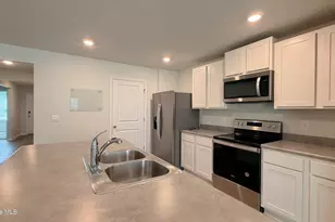 623 Drummond Grove Ln, Jacksonville, NC 28546 - Photo 13