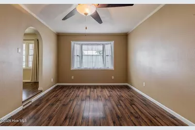 504 Greenbriar Drive, Jacksonville, NC 28546 - Photo 7