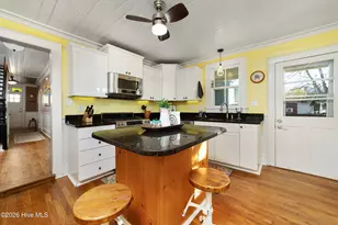 813 N Craven St, New Bern, NC 28560 - Photo 3