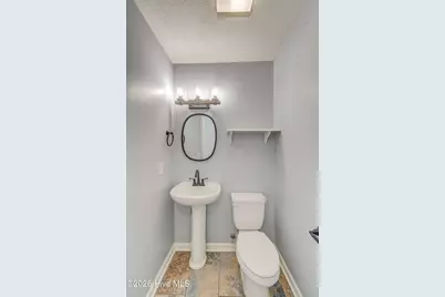 232 Newport Drive, Jacksonville, NC 28540 - Photo 7