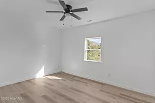 162 NW 13th St, Oak Island, NC 28465 - Photo 31