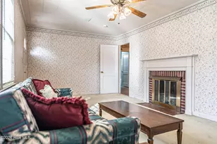 908 Jefferson St, Hamlet, NC 28345 - Photo 7