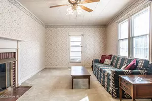 908 Jefferson St, Hamlet, NC 28345 - Photo 5