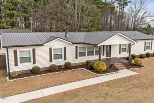 3905 Hudsons Crossroads Rd, Greenville, NC 27858 - Photo 3