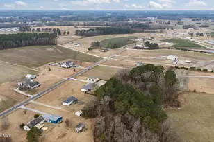 3905 Hudsons Crossroads Rd, Greenville, NC 27858 - Photo 15