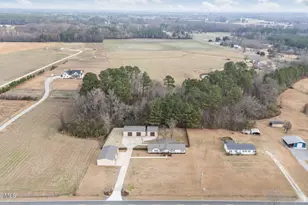3905 Hudsons Crossroads Rd, Greenville, NC 27858 - Photo 9