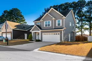 825 Jade Ln, Winterville, NC 28590 - Photo 5