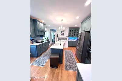 219 Pollock Street, New Bern, NC 28560 - Photo 13