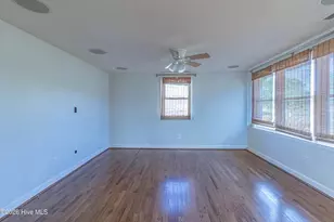 101 W Pine Forest Rd, Mount Olive, NC 28365 - Photo 5
