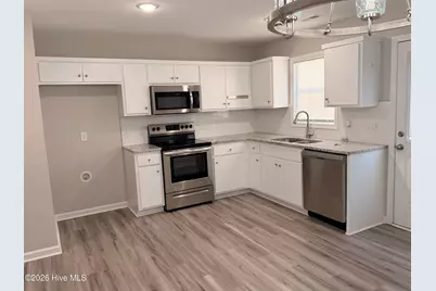 1240 Cross Creek Circle #5, Greenville, NC 27834 - Photo 5