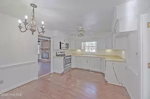 204 N Country Club Rd, Kenansville, NC 28349 - Photo 15