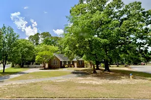 3025 Princeton St, Lumberton, NC 28360 - Photo 21