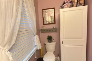 3025 Princeton St, Lumberton, NC 28360 - Photo 9