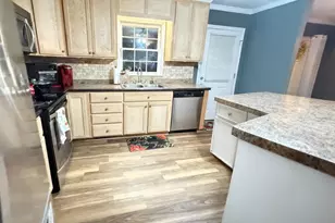 3025 Princeton St, Lumberton, NC 28360 - Photo 3