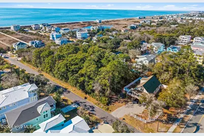 14 SE 68th Street, Oak Island, NC 28465 - Photo 11
