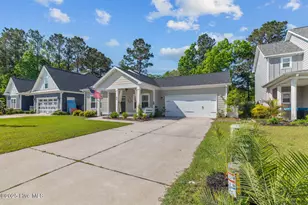 46 E Cloverfield Ln, Hampstead, NC 28443 - Photo 3