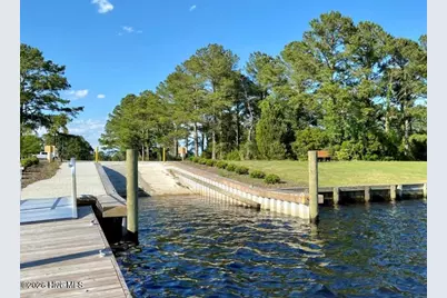 2131 Royal Pines Drive, New Bern, NC 28560 - Photo 69