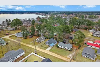 51 Birch Street, Elizabethtown, NC 28337 - Photo 1